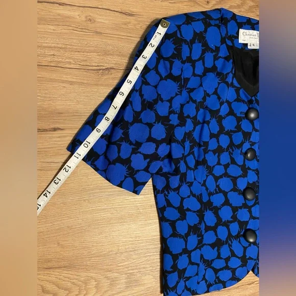 CHRISTIAN DIOR Vintage Jacket: excellent condition.Hidden seams & shoulder pads - Picture 10 of 13